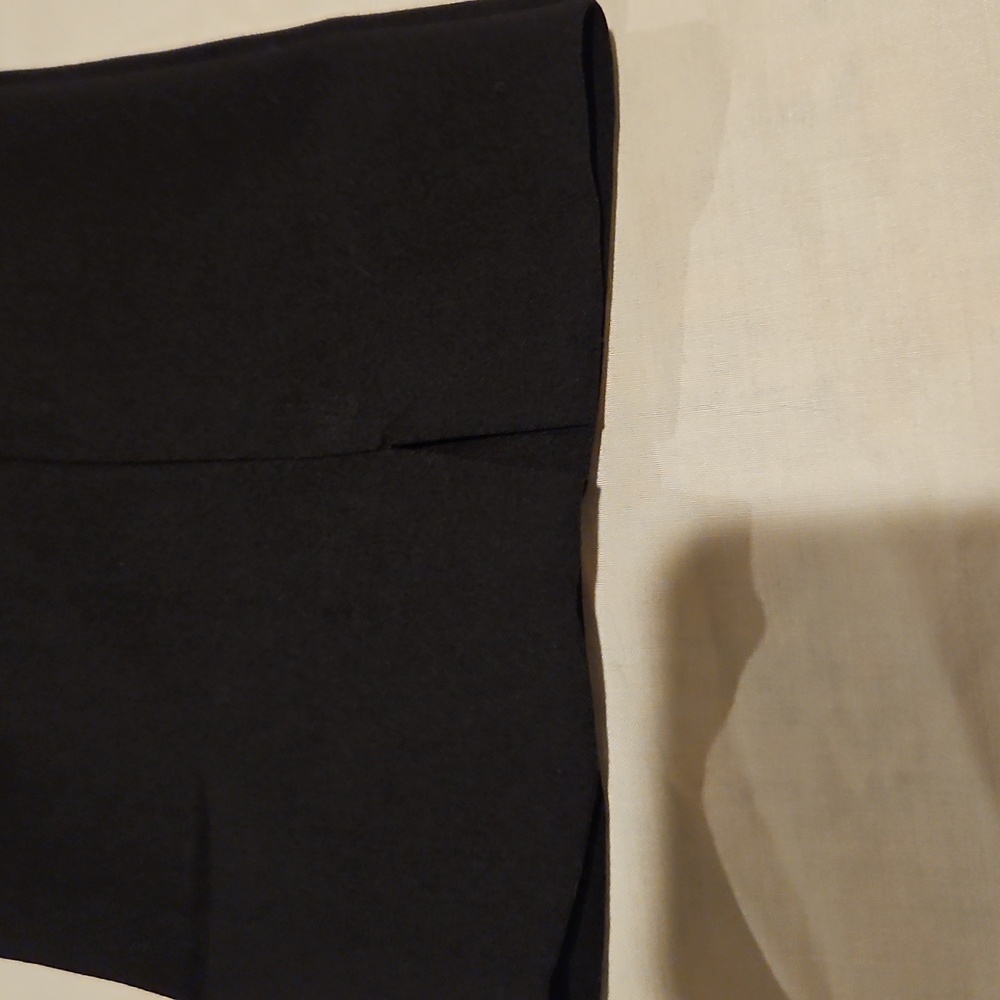 A. Byer Women's Waist Slimming Black Dress Pants Size 7 - Picture 2 of 8